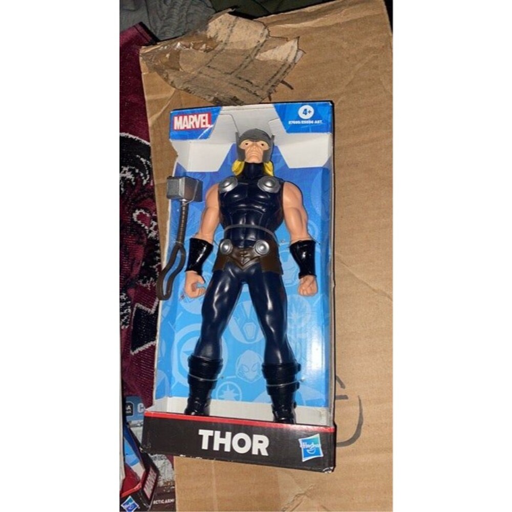 marvel legends thor action figure NWT